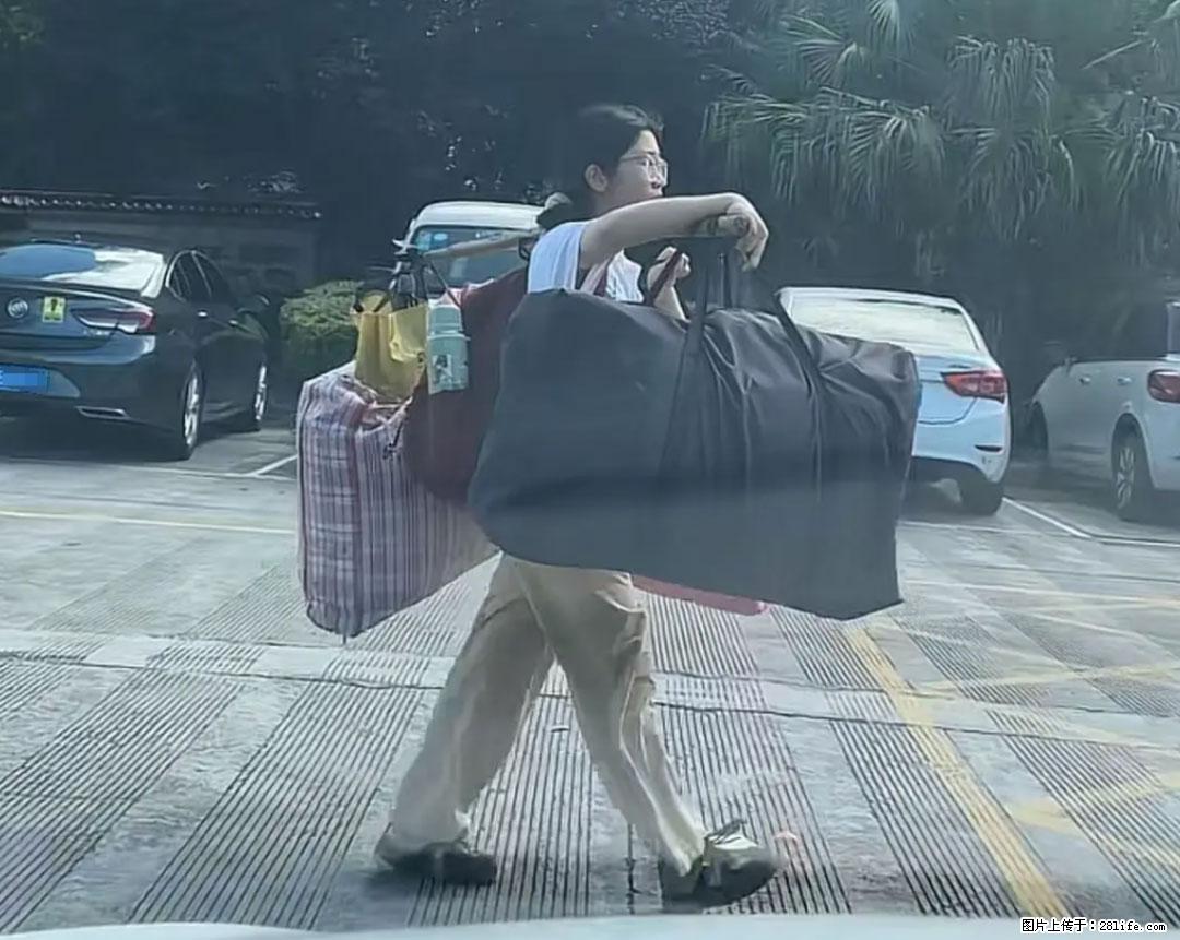 全网追的“扁担女孩”，找了一份暑假工，时薪12元 - 金华生活资讯 - 金华28生活网 jh.28life.com